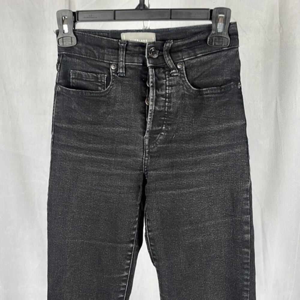 Everlane High Rise Slim Straw Raw Hem Cigarette Jeans in‎ Black. - Picture 4 of 10